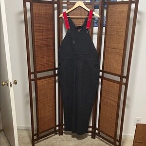 Woolrich Men’s Dark Grey Overalls with Red Straps Size L